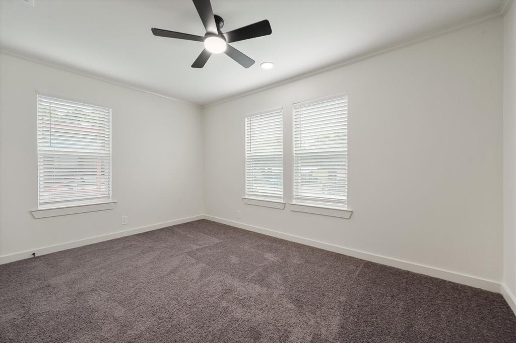 Greeenbriar Addition-FT Worth Block 27 Lot 40 - Residential