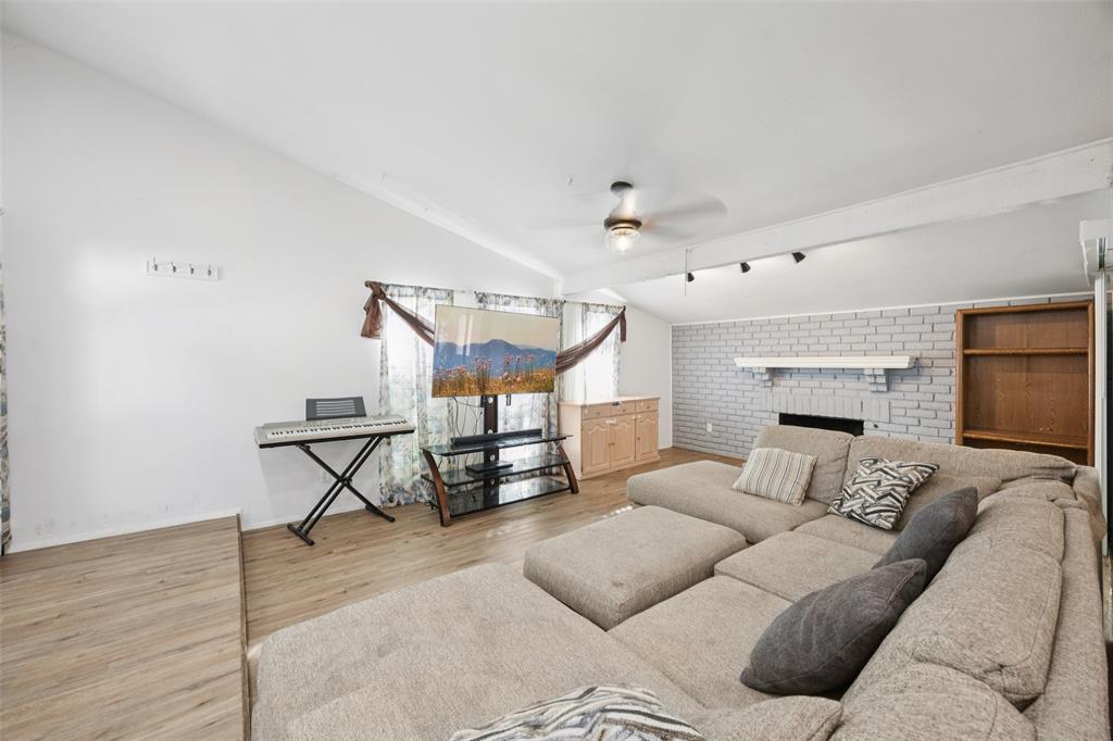 1609 California Trail