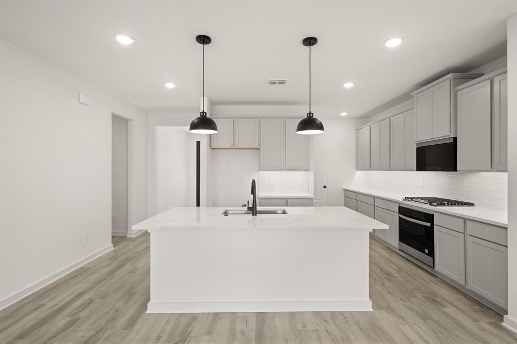 Country Hollow - Residential