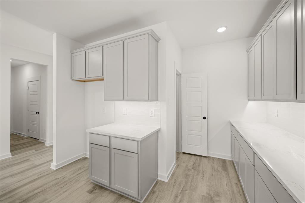 Country Hollow - Residential