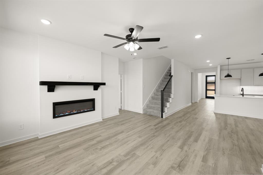 Country Hollow - Residential