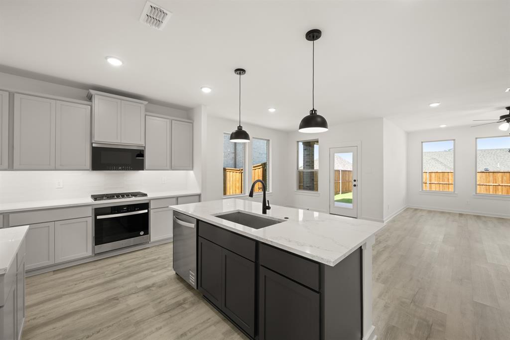 Country Hollow - Residential