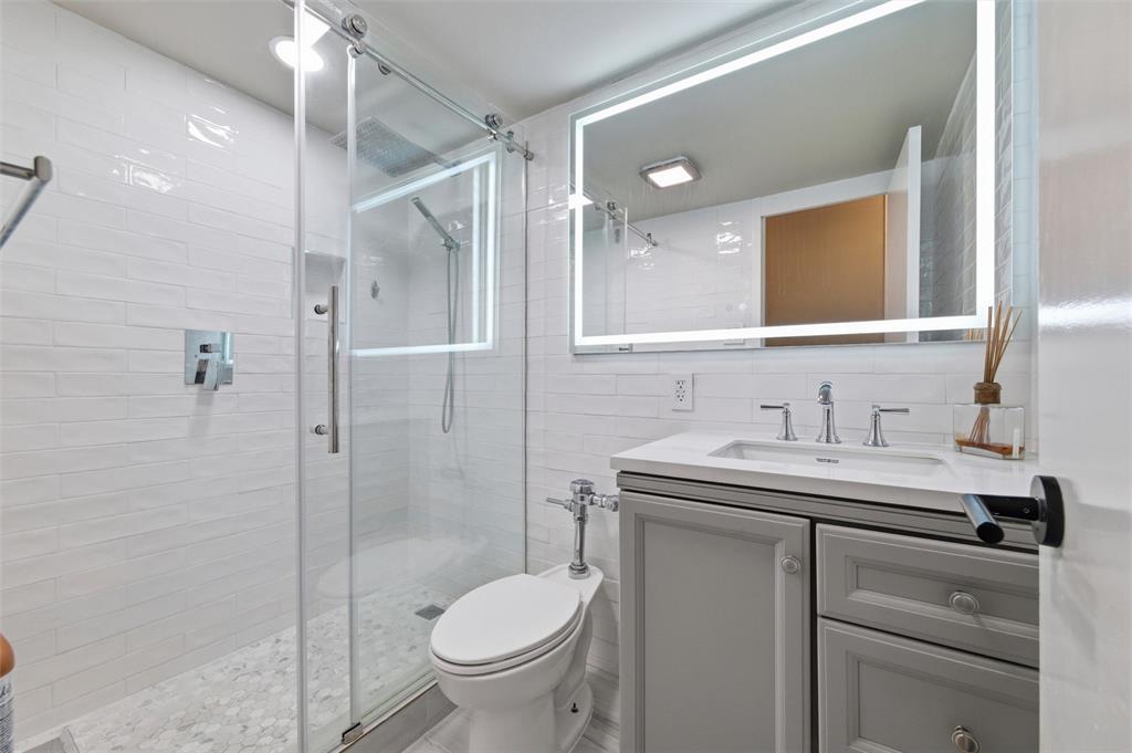 Twenty-One Turtle Creek Condos - Residential