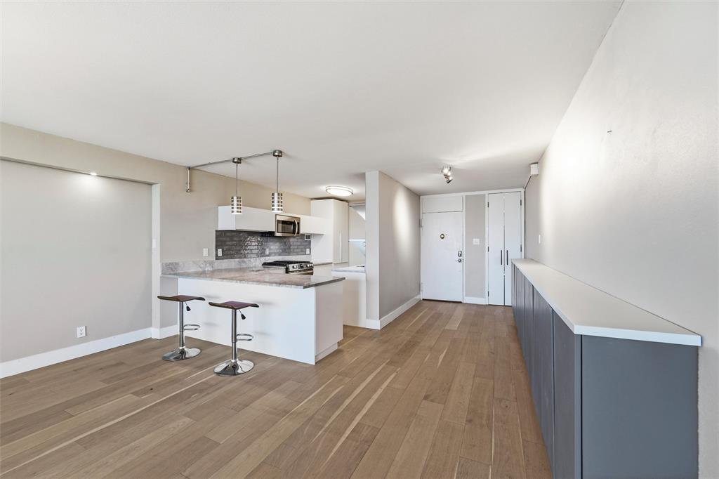 Twenty-One Turtle Creek Condos - Residential