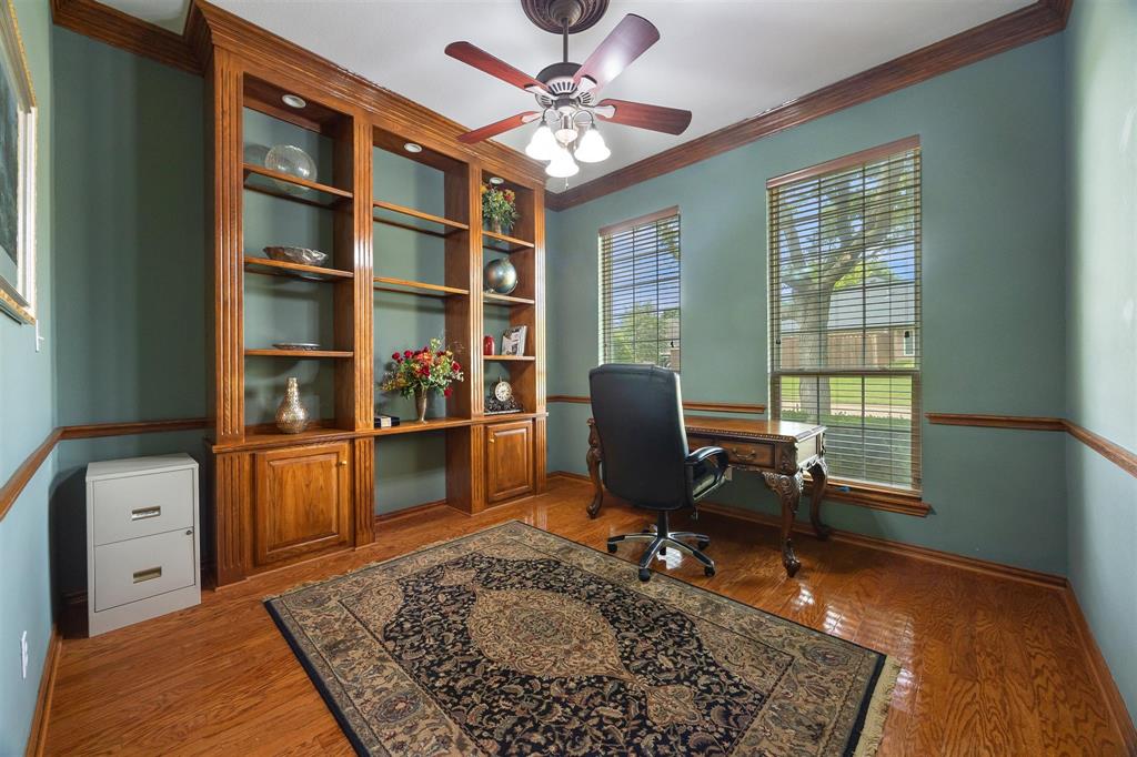 6211 Parkside Drive