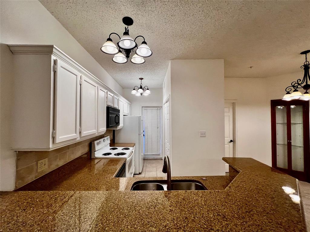 4800 W Lovers Lane 112