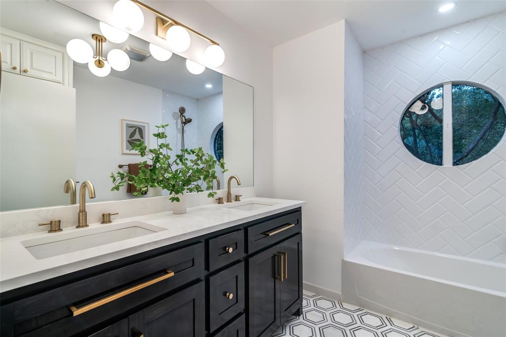 Casa Linda Estates - Residential