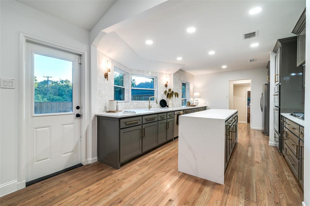 Casa Linda Estates - Residential