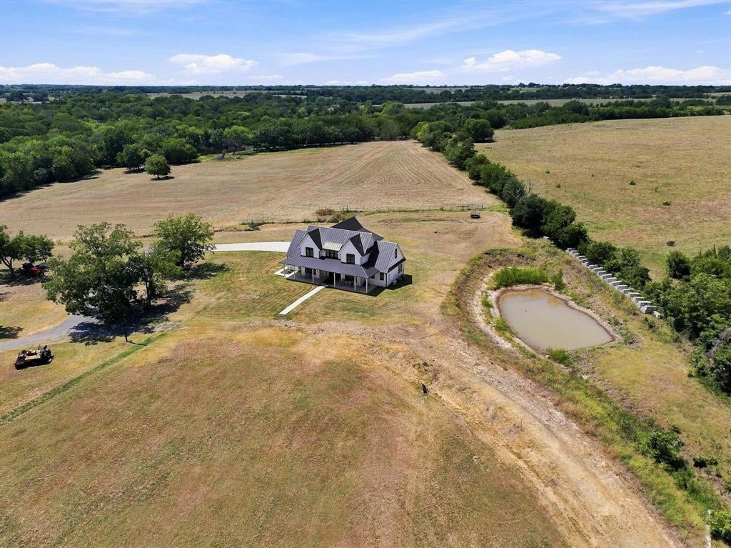 639 Eisenhower Road