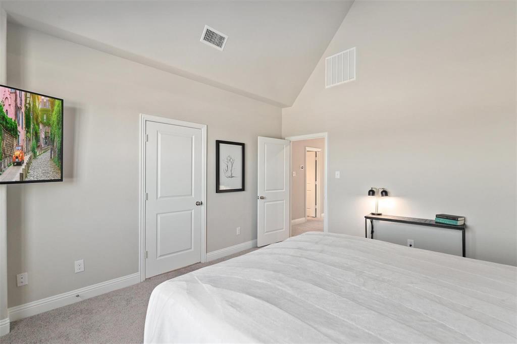 Gables At Ohio - Residential