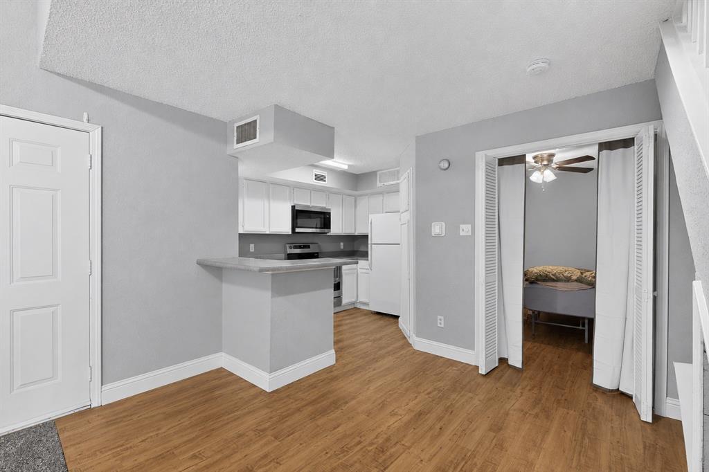 Richland Trace Condos - Residential
