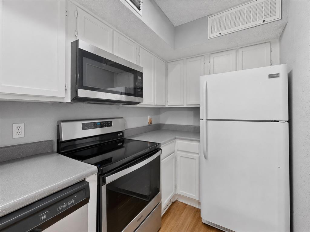 Richland Trace Condos - Residential
