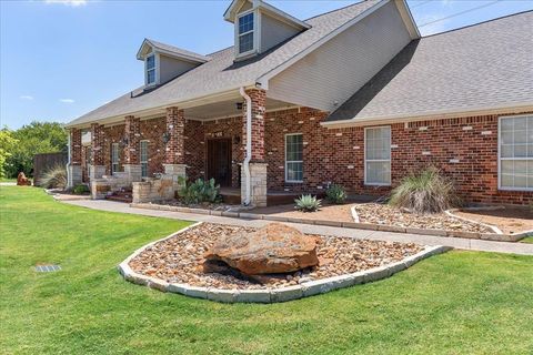708 Canyon Creek Trail Fort Worth TX 76112