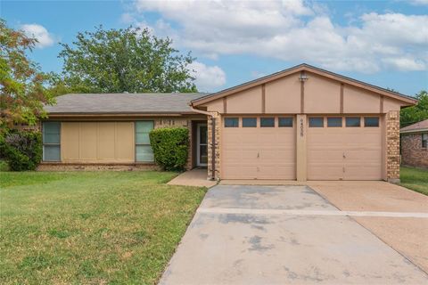 6405 Kary Lynn Drive N Watauga TX 76148