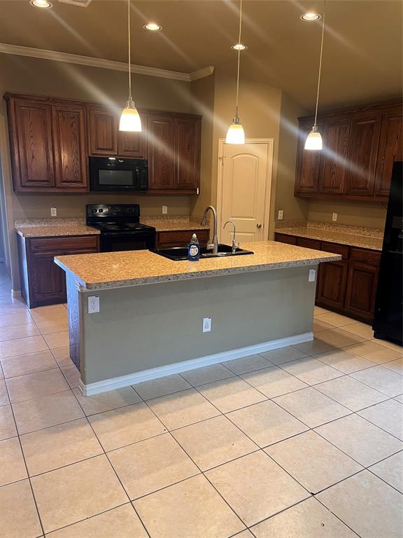 312 Crosscreek Drive