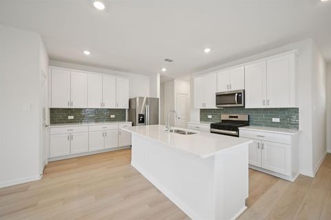 703 Dotty Drive Princeton TX 75071