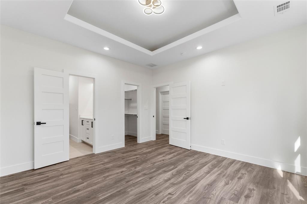 Colonial Terrace - Residential