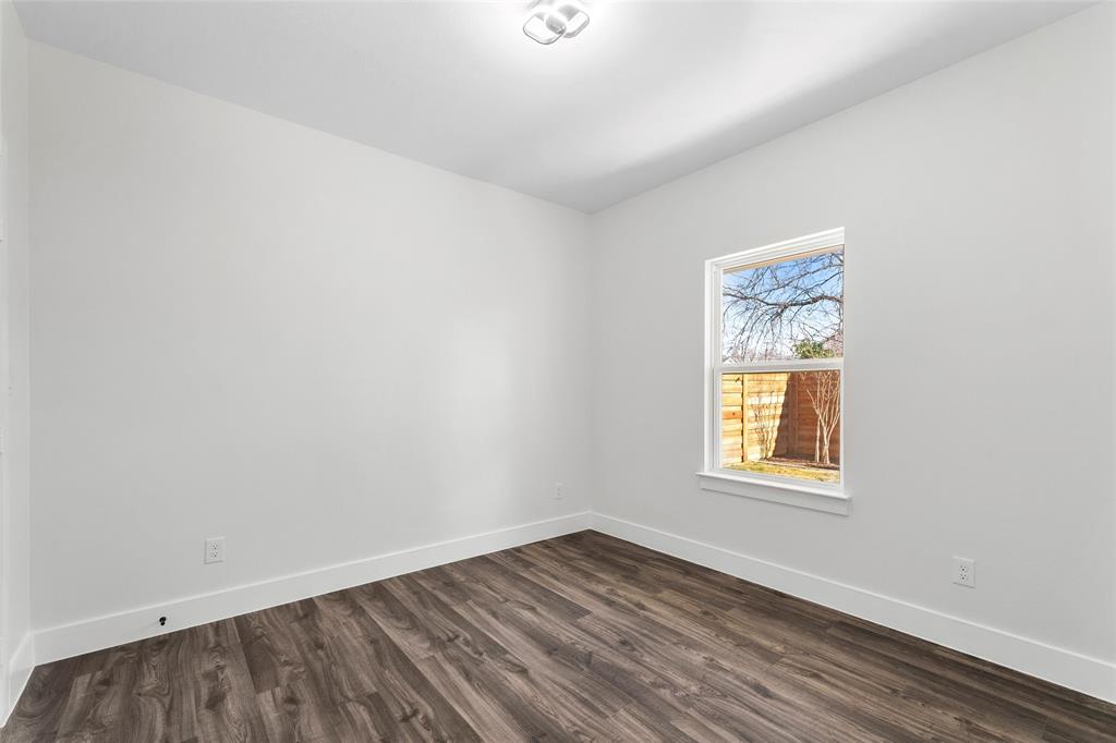 Colonial Terrace - Residential