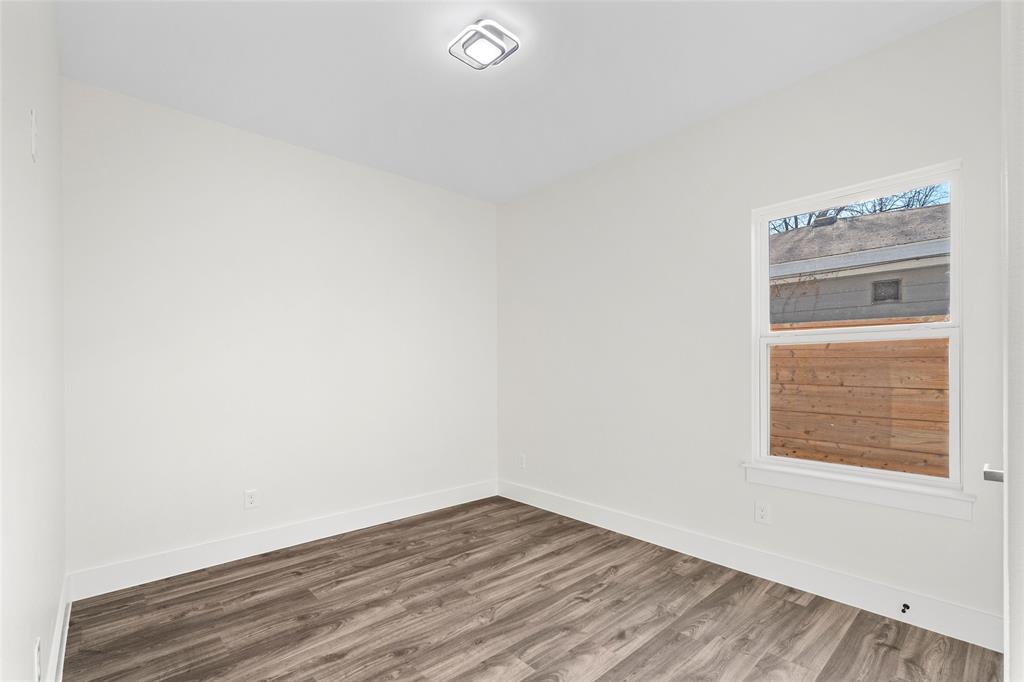 Colonial Terrace - Residential