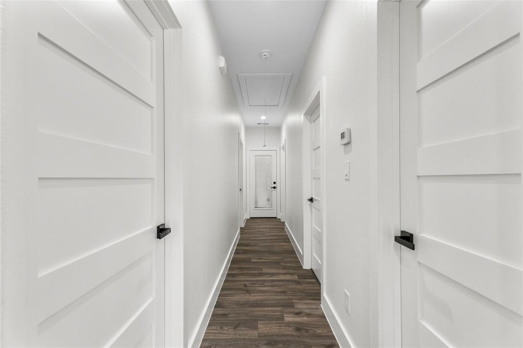 Colonial Terrace - Residential