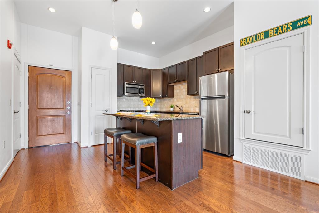 330 Austin Avenue 321