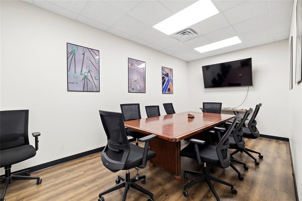 SOUTHLAND - Commercial Sale