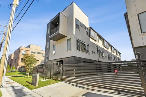 2916 Hawthorne Avenue 101 Dallas TX 75219