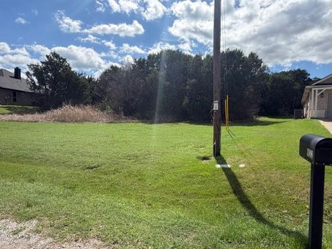 3910 Laramie Trail Granbury TX 76048