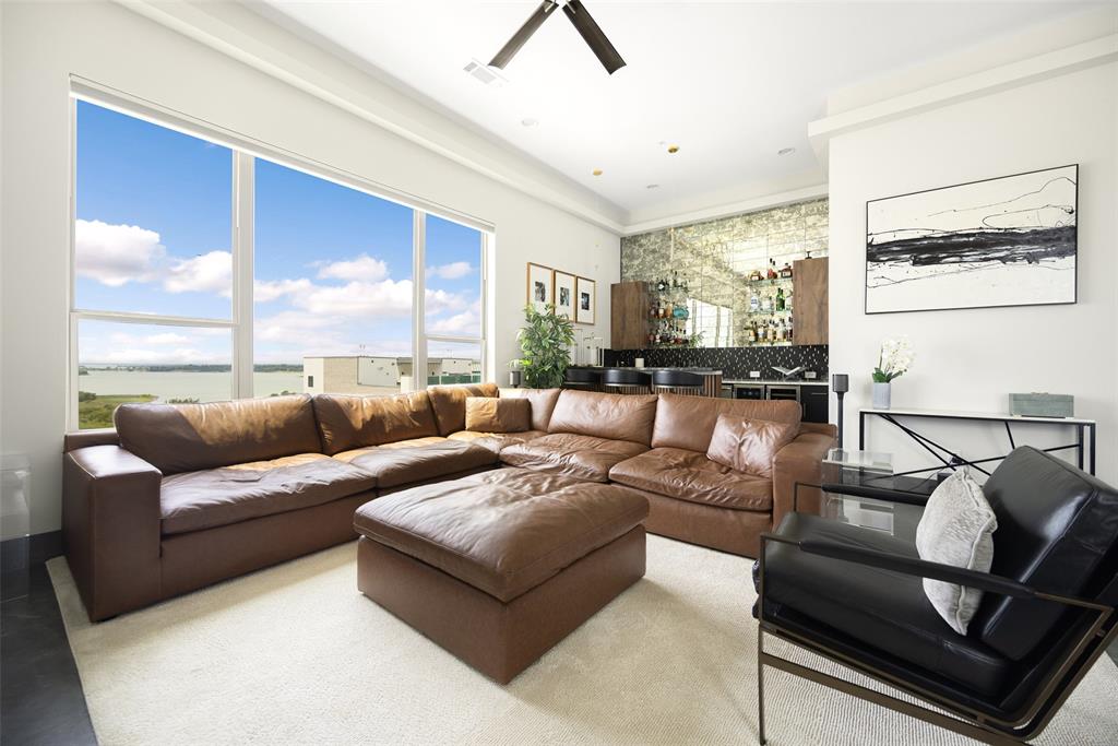 Westport Lakeview Villas - Residential