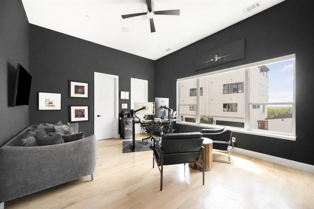 Westport Lakeview Villas - Residential