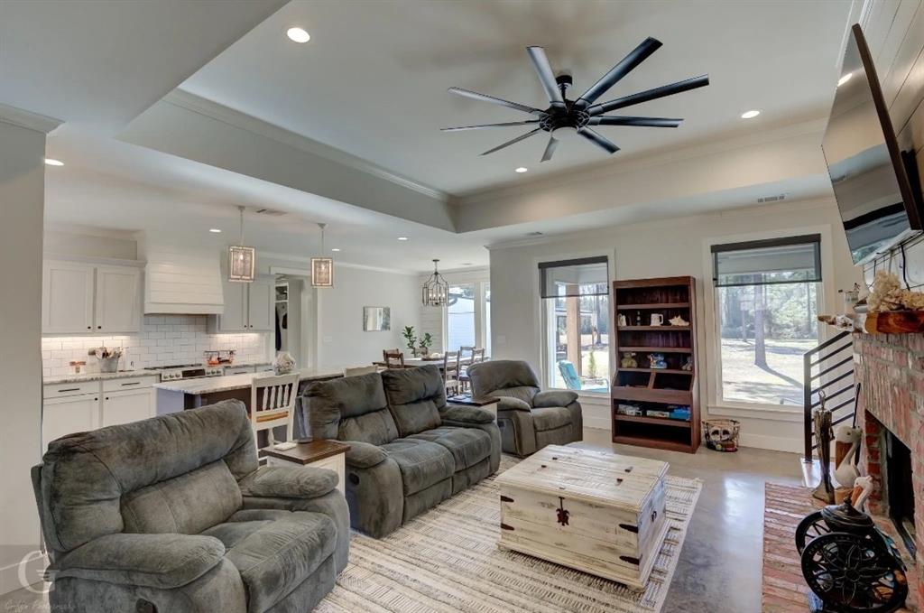 Pierre Point - Residential