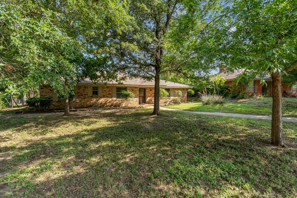 2216 Archer Trail
