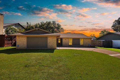 1616 Sara Lane Richardson TX 75081