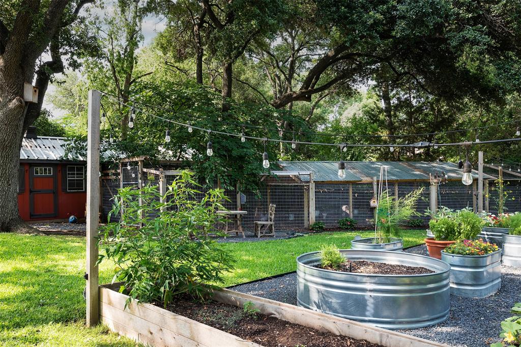 Preston Hollow - Residential