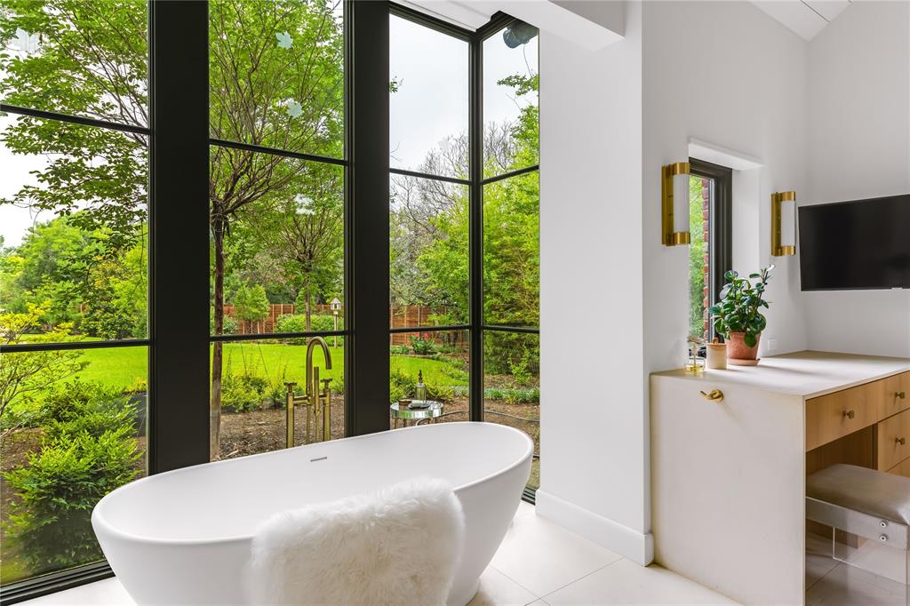 Preston Hollow - Residential