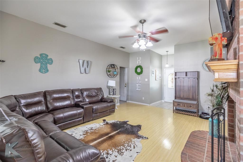 3858 Trinity Lane