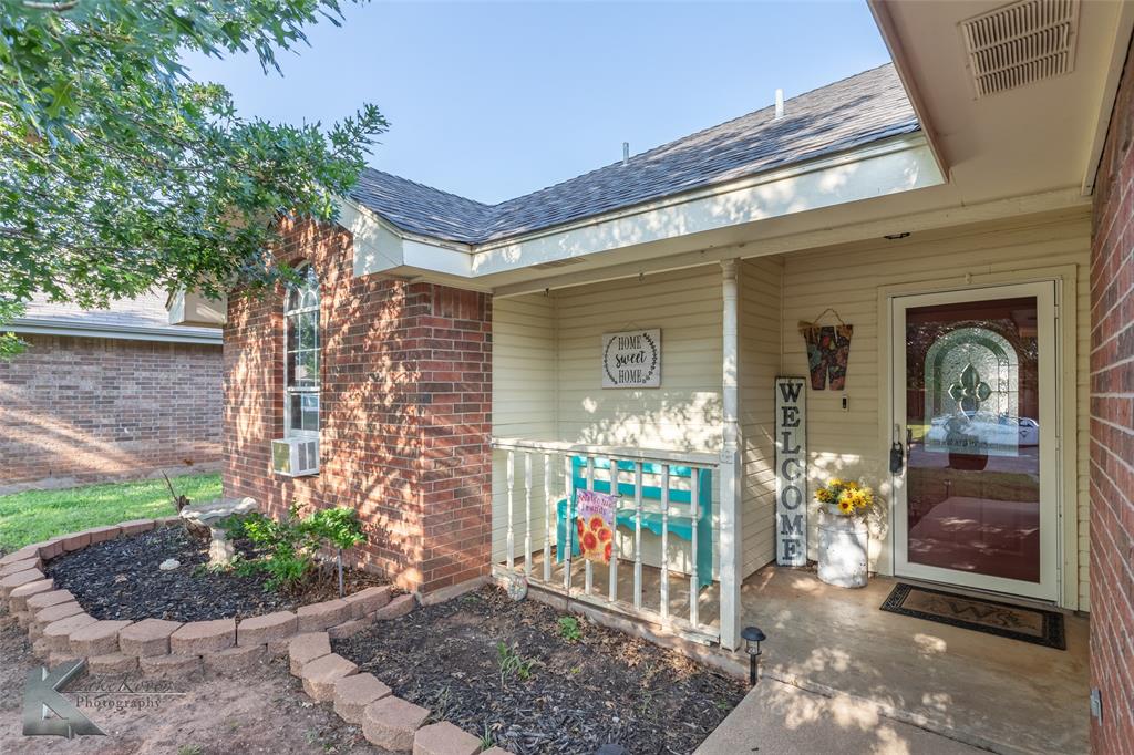 3858 Trinity Lane