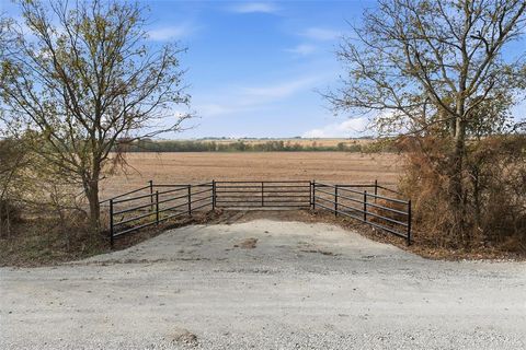 Tract 6, TBD County Road 3204 Abbott TX 76621
