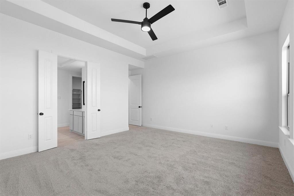 South Pointe Manor Series - Residential