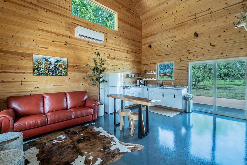 ABS A10819 J WHITE ABST TRACT 35 60.873 ACRES - Farm