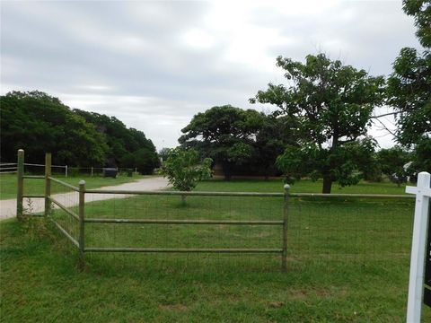 182 Finneyoaks Lane Weatherford TX 76085