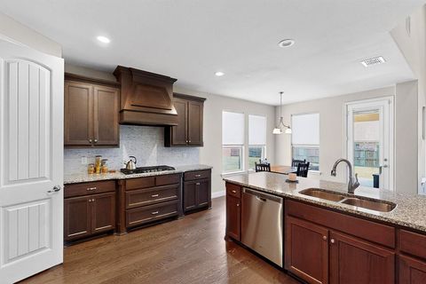 400 Clear Creek Drive Mansfield TX 76063