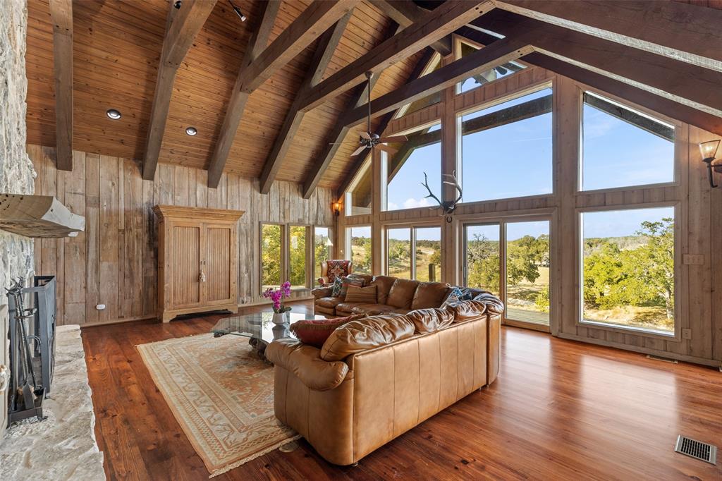 MAVERICK - Residential