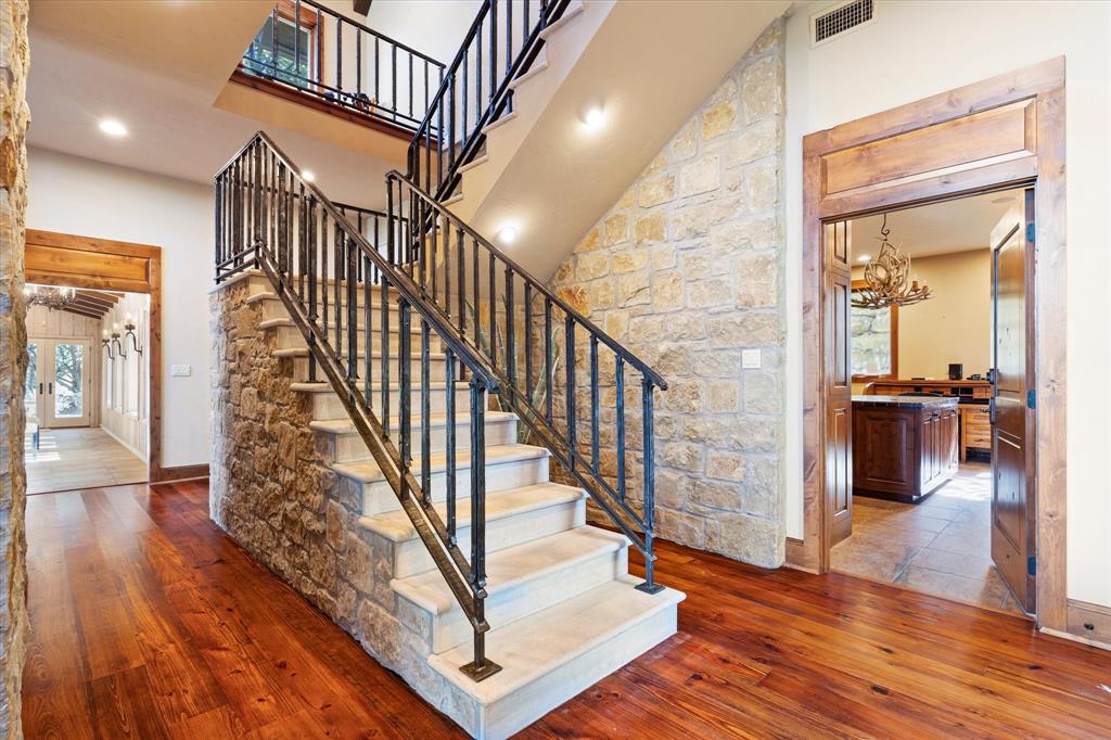 MAVERICK - Residential