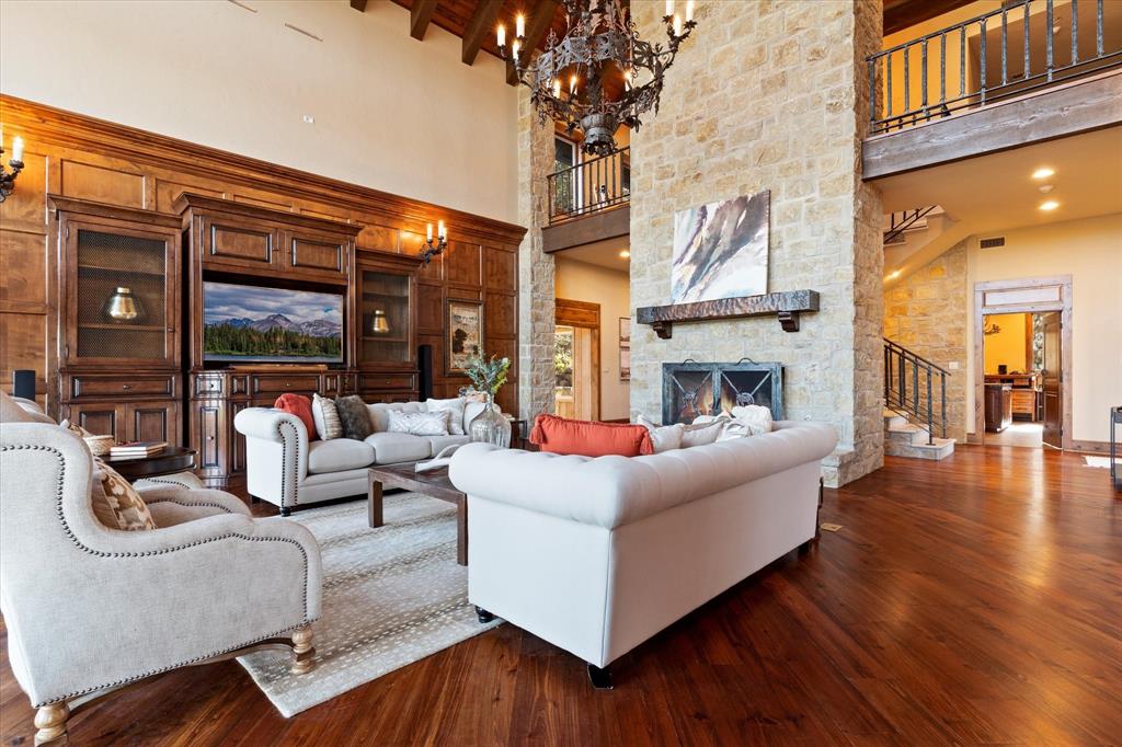 MAVERICK - Residential