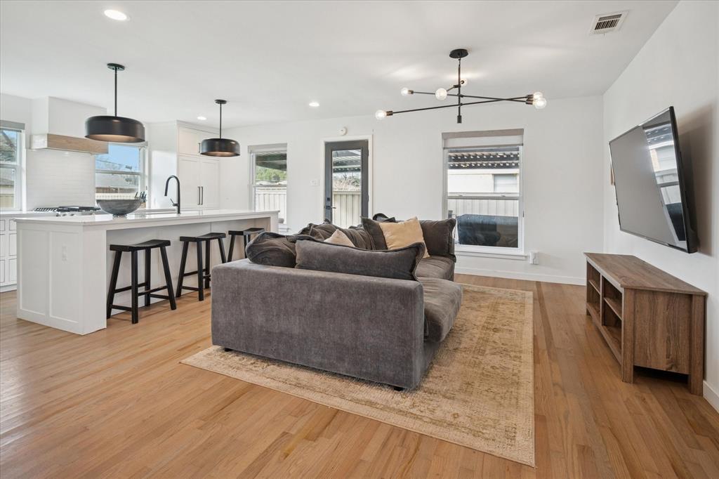 Walnut Hills 3rd Inst - Residential