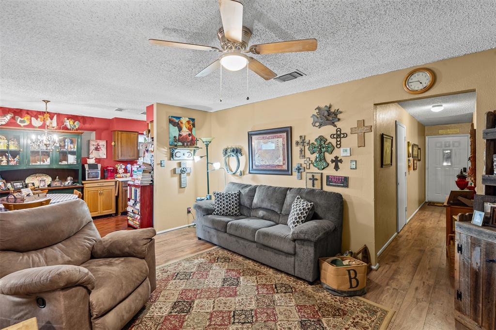 820 Lake View Ridge