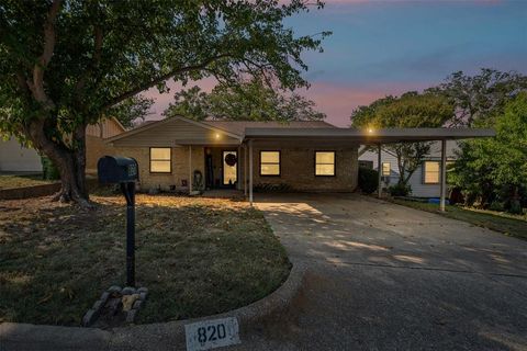 820 Lake View Ridge White Settlement TX 76108