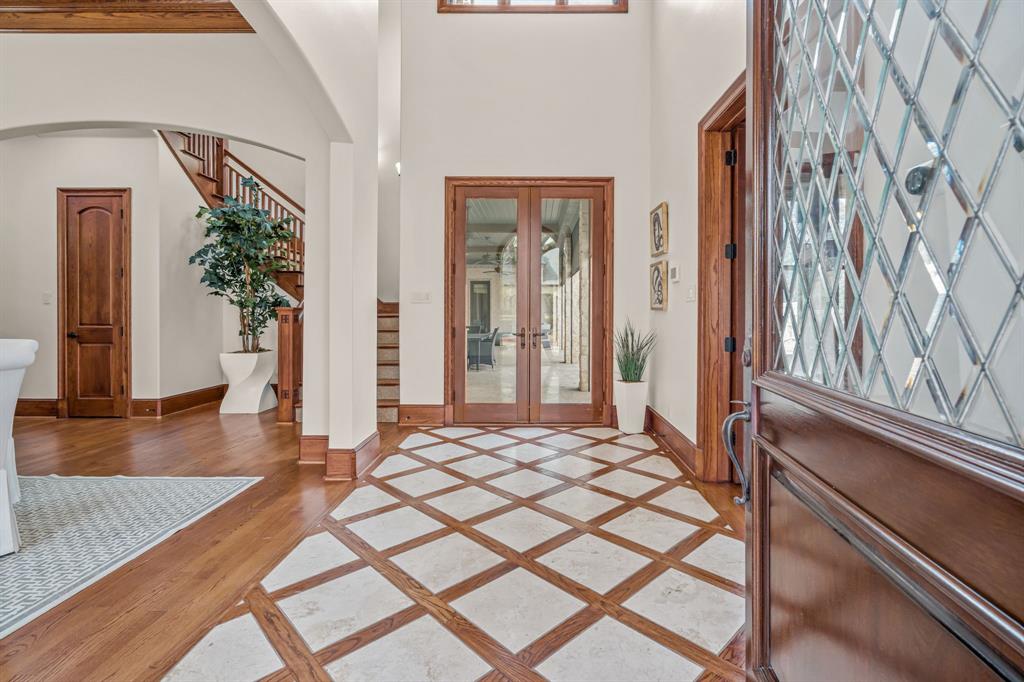 1602 Fair Oaks Drive