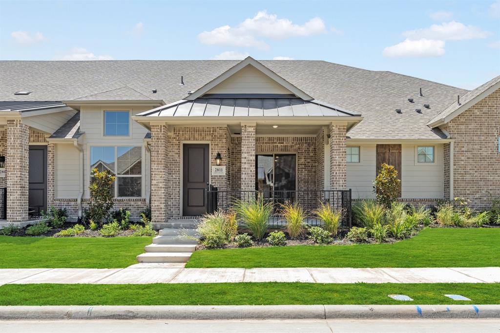 2811 Applewood Way